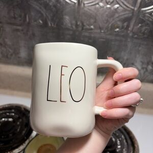 Rae Dunn Leo Mug